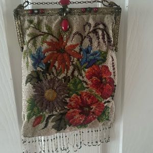 Beautiful Vintage Purse